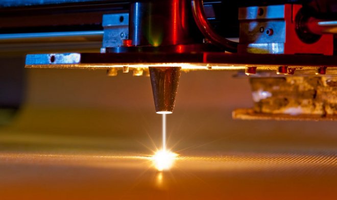 Новая технология позволяет сваривать металл со стеклом lazernaya svarka